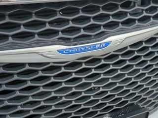 2018 Chrysler 300