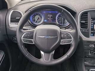 2018 Chrysler 300