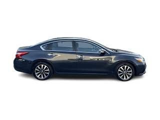 2016 Nissan Altima SV