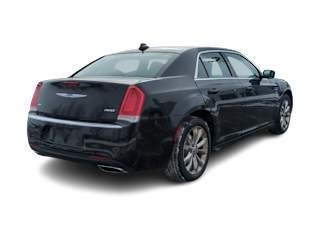 2018 Chrysler 300