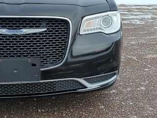 2018 Chrysler 300