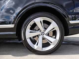 imgi_17_69cf4e8626efacf0cad8947f 2021 Bentley Bentayga