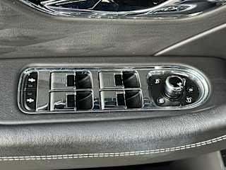 imgi_30_6a7b8a8706a8025f66bd5412 2020 Bentley Flying Spur